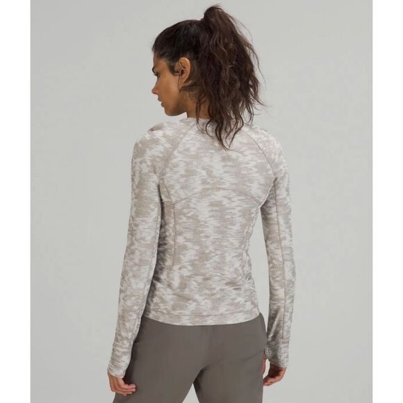 Lululemon It’s Rulu Run Long Sleeve in Data Rush Mini Jacquard White Opal Rover - Picture 2 of 14
